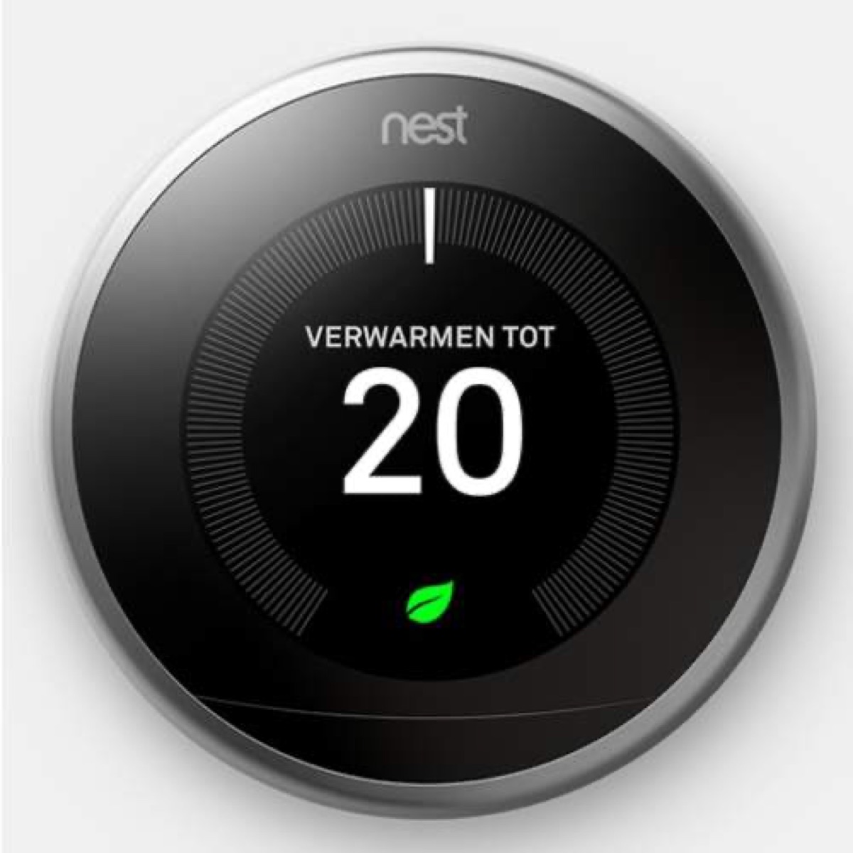 Soufiane Douhou installeert een slimme thermostaat in regio Utrecht