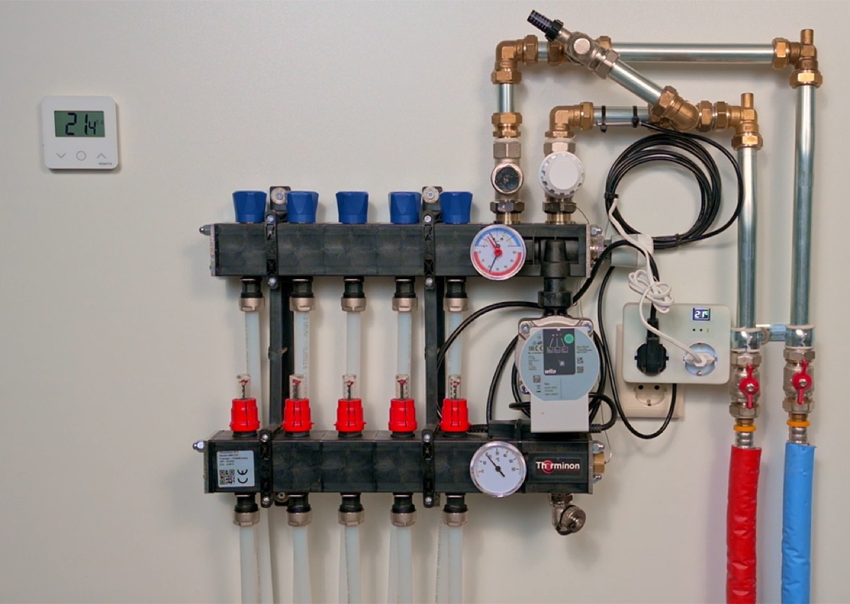 Vloerverwarming voor- en nadelen, uitleg door Laaribi Installatietechniek in regio Utrecht